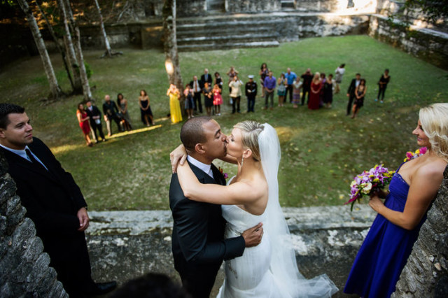 Produced by: Romantic Travel Belize Photo: Leonardo Melendez, Ceremony: I Do Belize Weddings